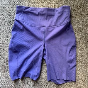 lululemon Base Pace Shorts 8”, Size 6, ribbed, purple